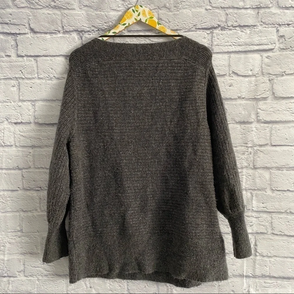 Lane Bryant Women's Gray Long Sleeve Knit Sweater Size 14/16